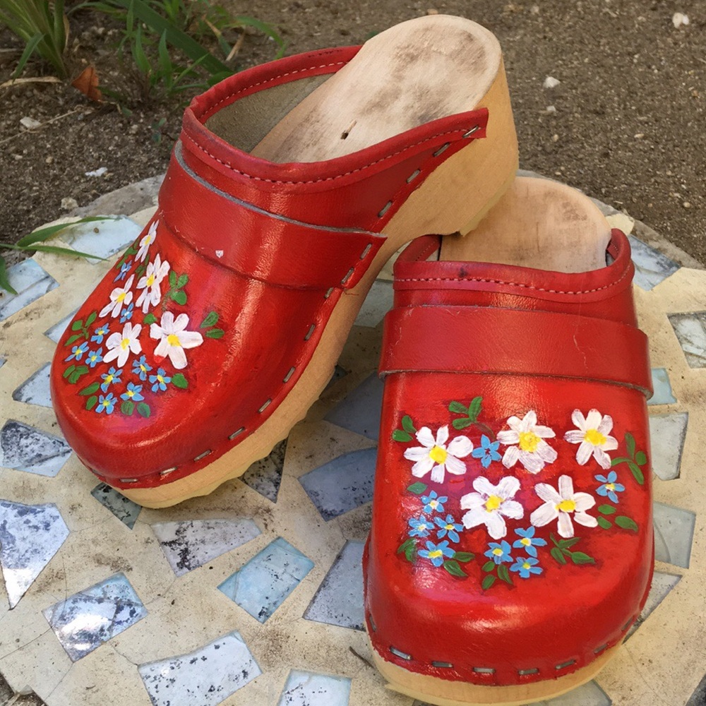 Children’s clogs